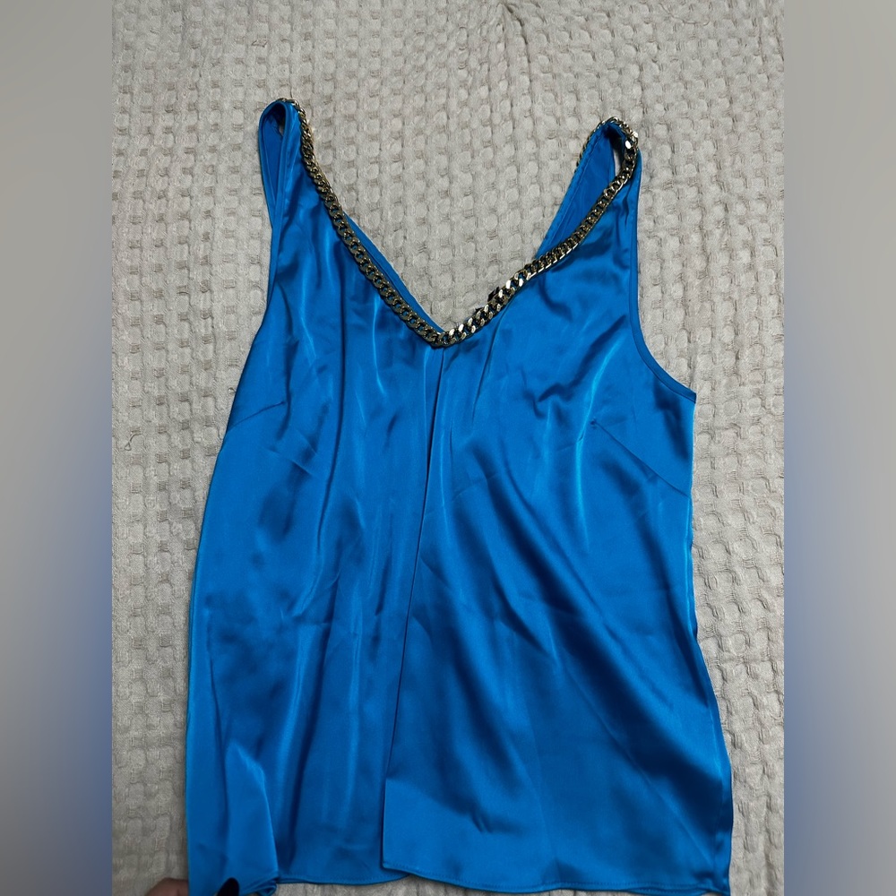 New💎 GENERATION LOVE v cut chain camisole - Picture 13 of 14